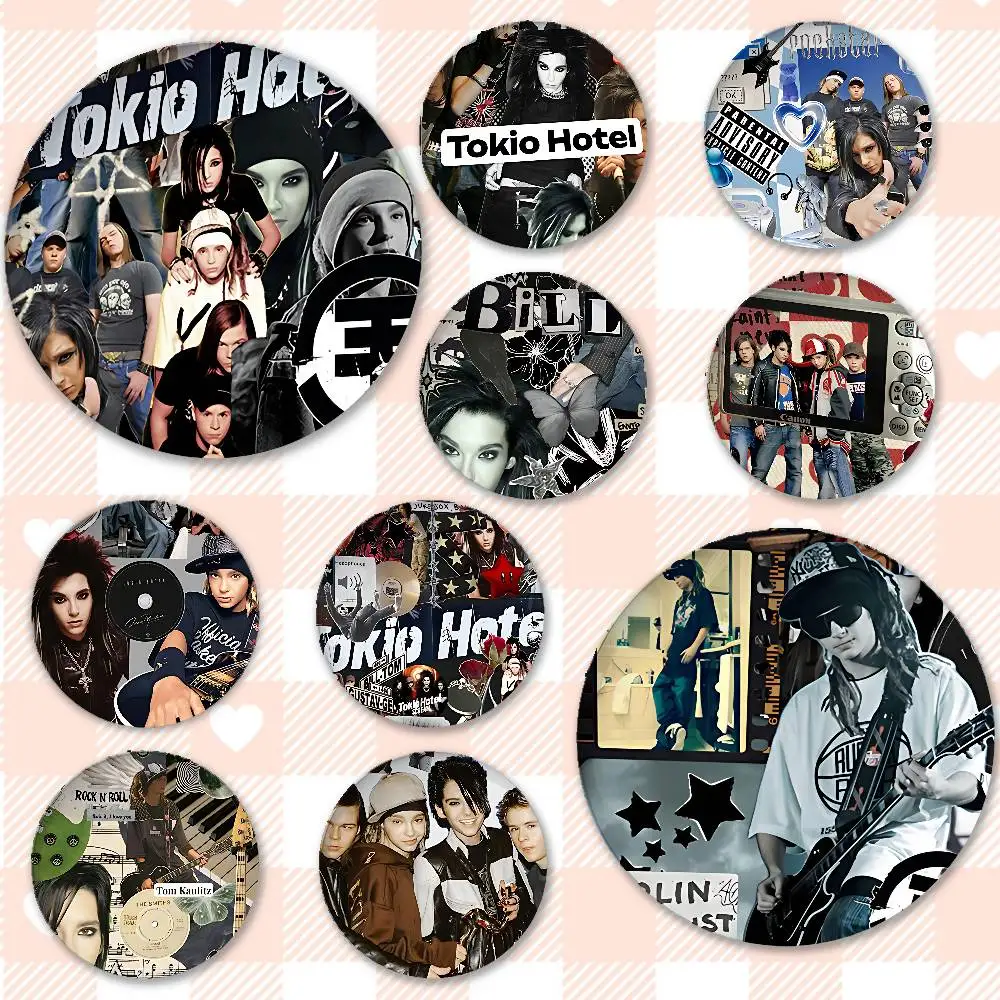 T-Tokio H-Hotel Abzeichen Weißblech Soft Button Pin Brosche Metall Abzeichen Benutzerdefinierte Schmuck Zubehör Hut Tasche Revers