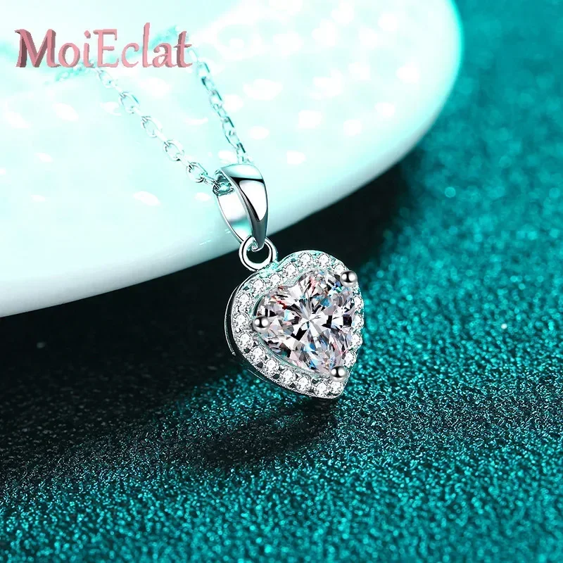 MoiEclat Store Platinum PT950 Heart-shaped Pendant 1ct Moissanite Necklace for Women, Modern Geometric Pendant Clavicle Chain