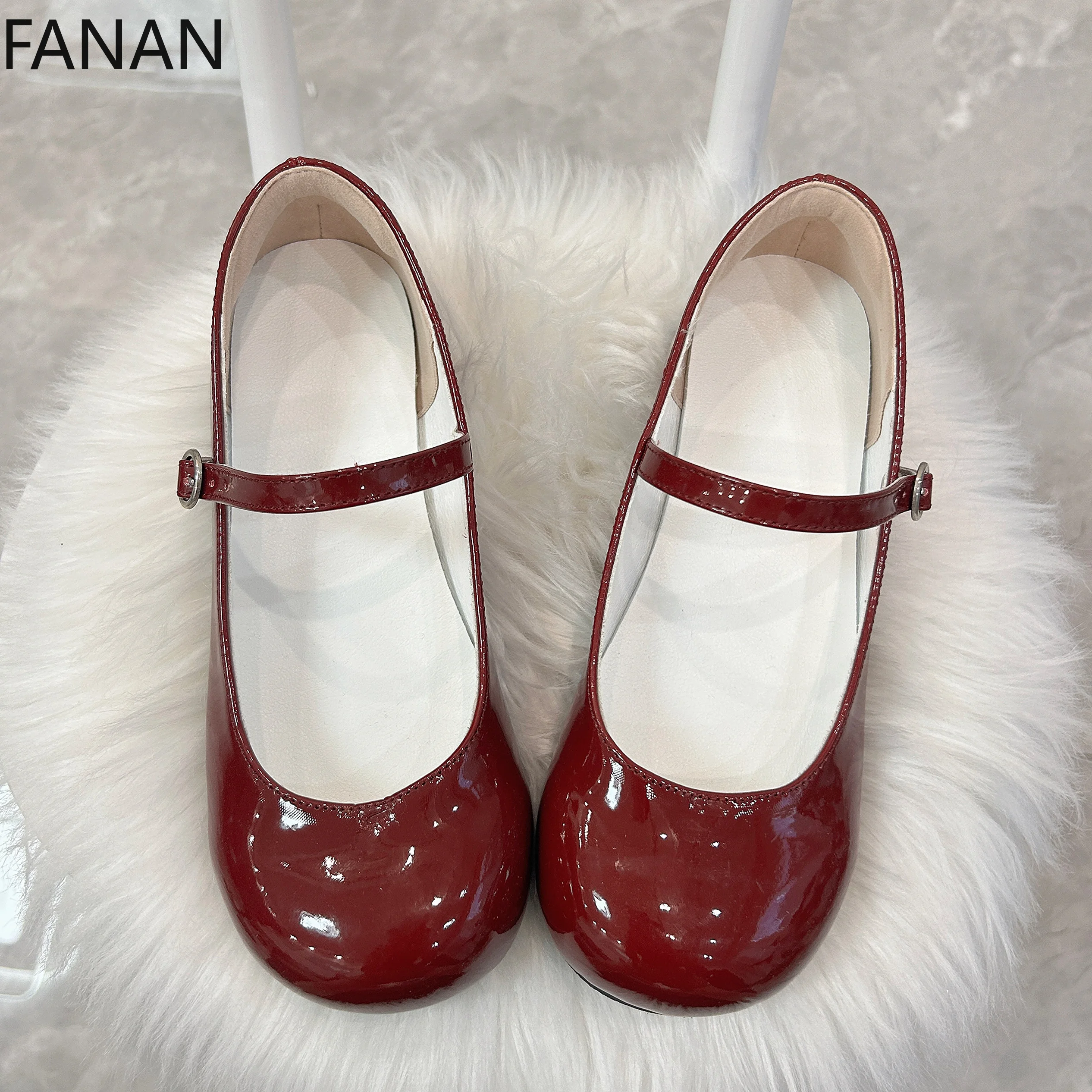 أحذية لوليتا الحلوة للنساء ذات نعل سميك وكعب صيفي ورأس مستدير لطيف كاجوال مسطح من جلد الأميرة ماري جين أحذية فردية