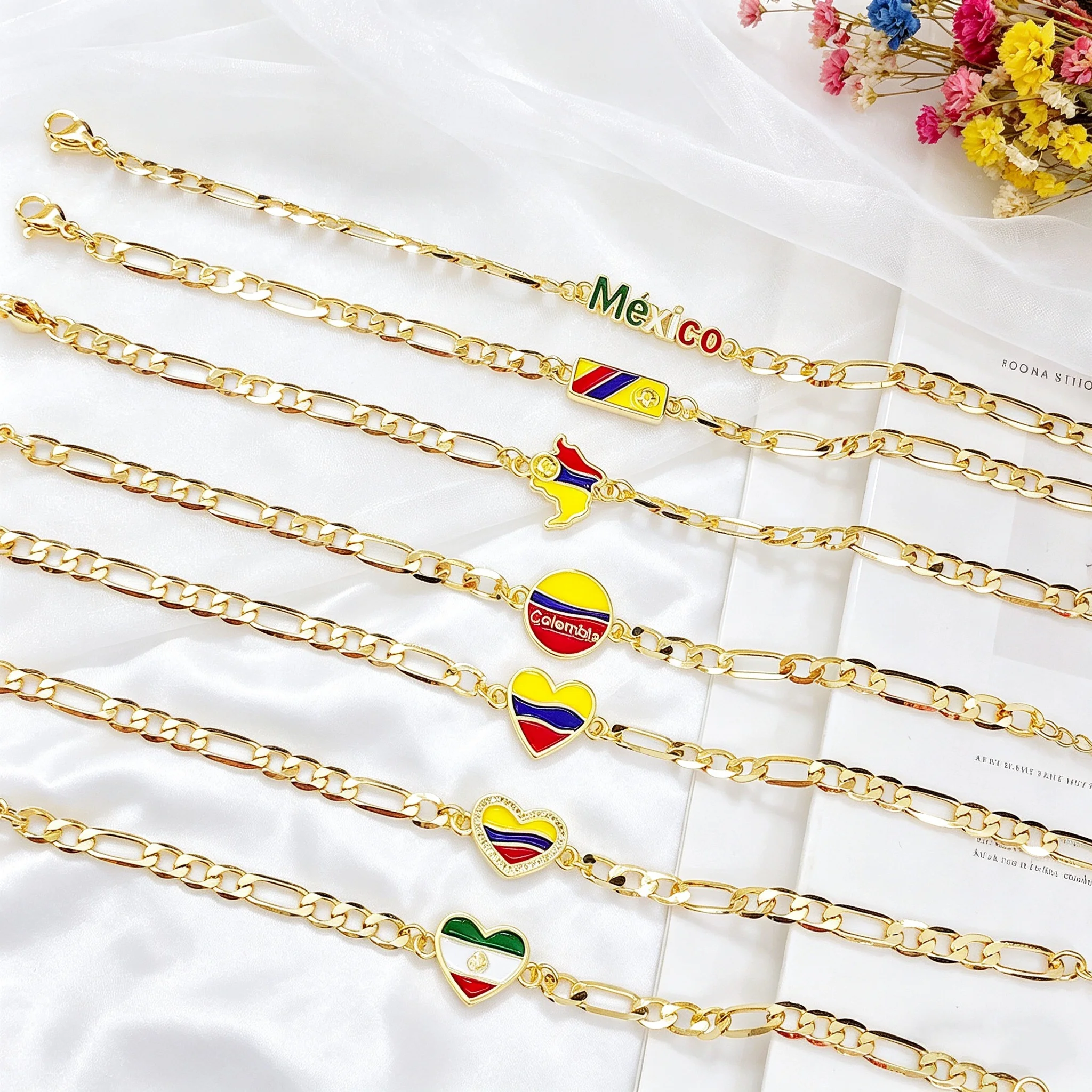 Classic Enamel Art Gold Plated Mexico Colombia Flag Adjustable Bracelet for Men Women Holiday Anniversary Jewelry Fine Gift