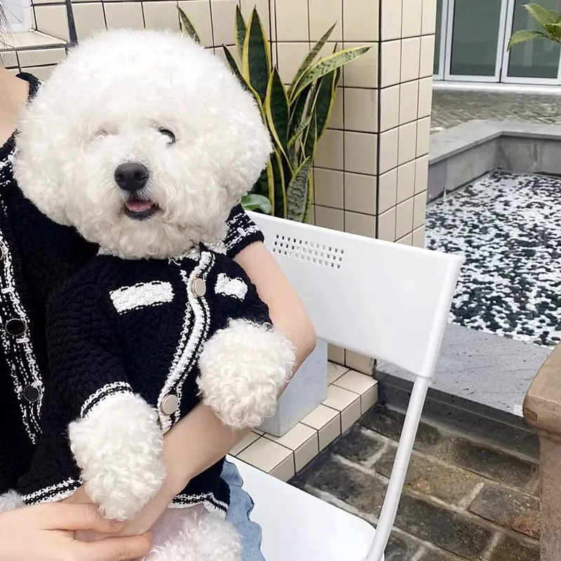 

Classic Black Puppy Clothes Autumn Winter Warm Sweater Teddy Open Button Shirt Korean Style Pet Two-legged Clothes