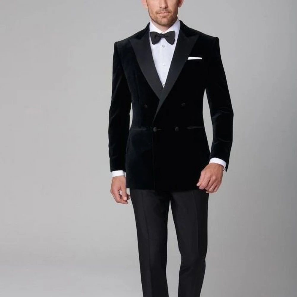 

Elegant Velvet Male Suits Slim Fit Good Quality Peak Lapel Double Breasted Men Suits Casual Wedding Groom Tuxedo 2 Piece Set