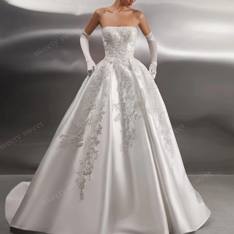 Elegant Wedding Dress Satin With Embroidery Lace Princess Ballgown Sleeveless Strapless Customized Bride Dress Robe MariéE Satin