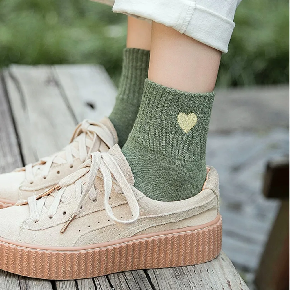 Korean Simple Love Heart Embroidery Short Socks Women\'s Breathable Casual Cotton Socks Fashion Daily Breathable Sock