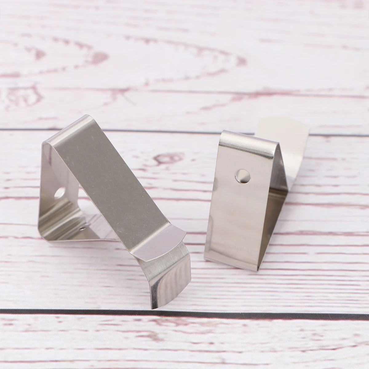 

2pcs Stainless Steel Thermometer Probe Clip Holder Food Grade Accessory for BBQ Grill Meat Fryer Outdoor Cooking