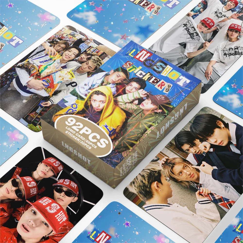 

Набор из 92 маленьких карточек: коллекционные фотокарточки LNGSHOT Star, стикеры с рукописными надписями, LOMO-карточки, поздравительные открытки и фан-атрибутика.