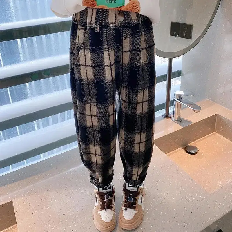 Girls' Pants 2022 Autumn and Winter New Fashion Medium and Big Children Wear Loose Casual Plaid, Brushed Ankle Banded Pants