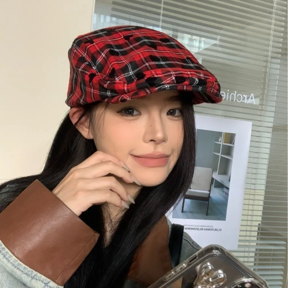 

Casual Vintage Women's Beret Y2k Plaid Japanese Newsboy Cap Star Heart Versatile Painter Cap Streetwear
