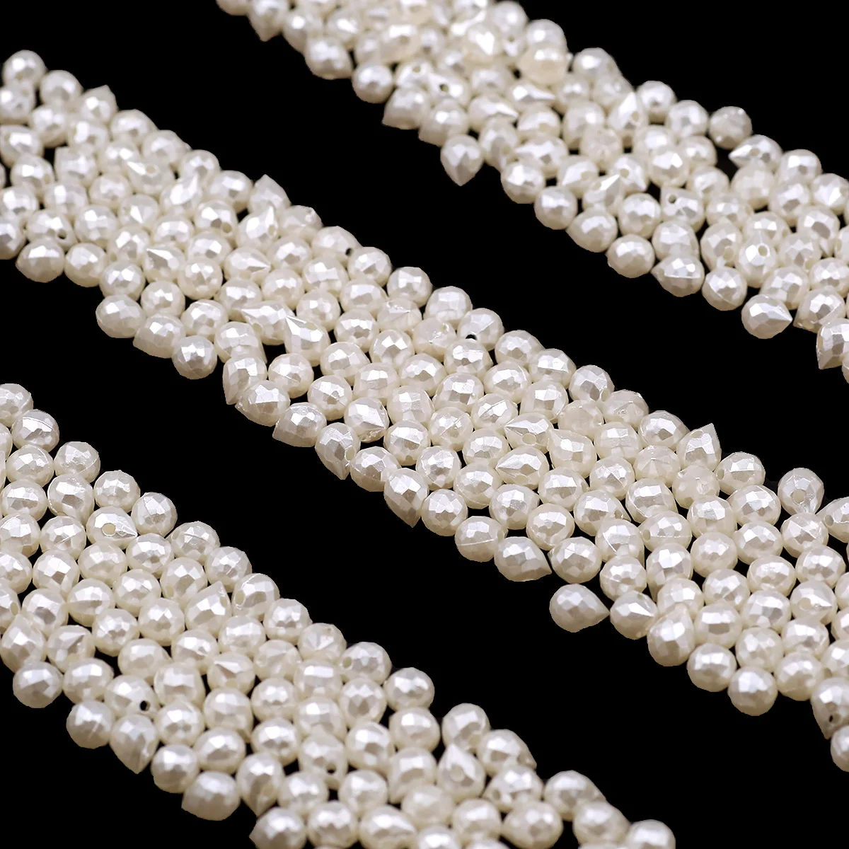 

200-600Pcs 6×8mm Beige Acrylic Beads Strawberry Shape Spacers Loose Beads For Jewelry Making Earrings Pendants DIY Accessories