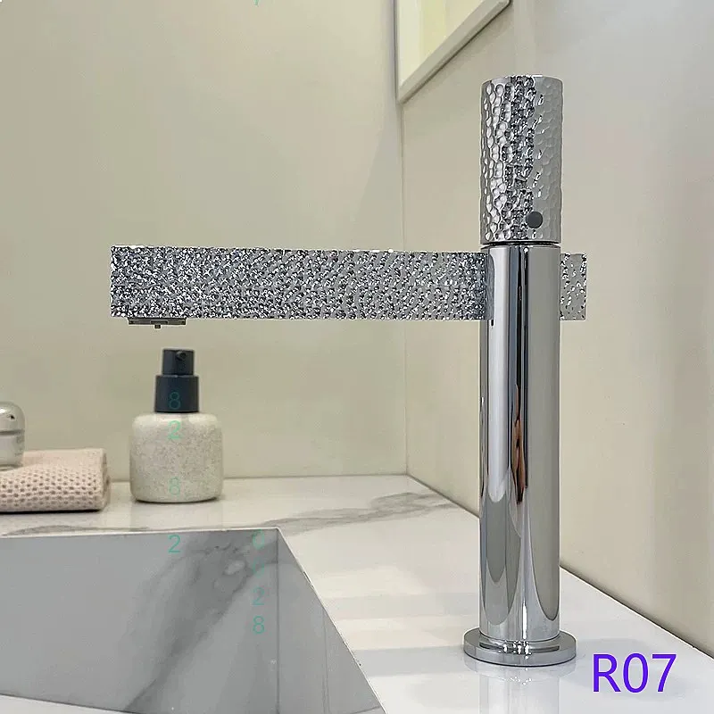 High Quality Solid Brass Bathroom Faucet Anti Splash Basin Mixer Tap Hot Cold