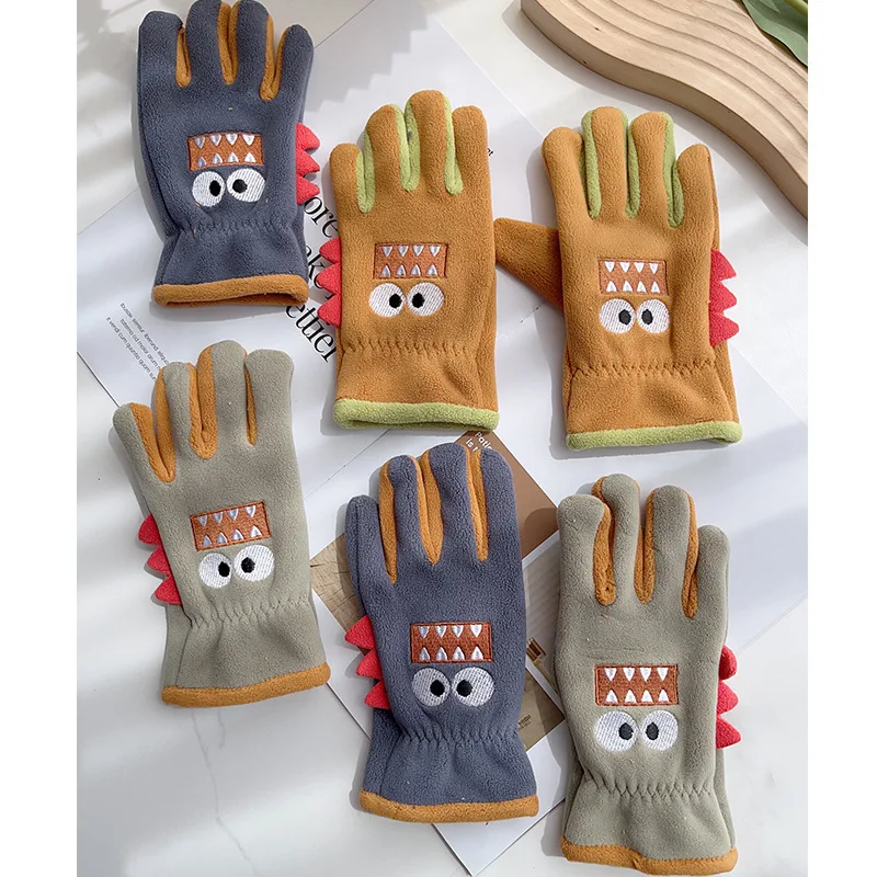 

Children's Gloves with Winter Velvet Insulation, Windproof and Outdoor Anti Freezing and Cold Protection