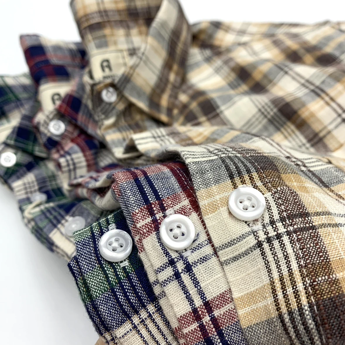 Letnia Nowa Japońska Retro Koszula Męska z Krótkim Rękawem, Kołnierzykiem, Kratą, z Bawełny i Lnu, Modna, Sprana, Wygodna, Codzienna Bluzka