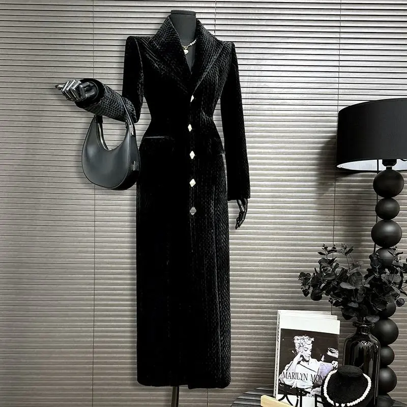

Luxury High Quality Black Velvet Long Trench Coat Slim Women Jacket Single-breasted Warm Coat Design Lapel Collar Windbreaker