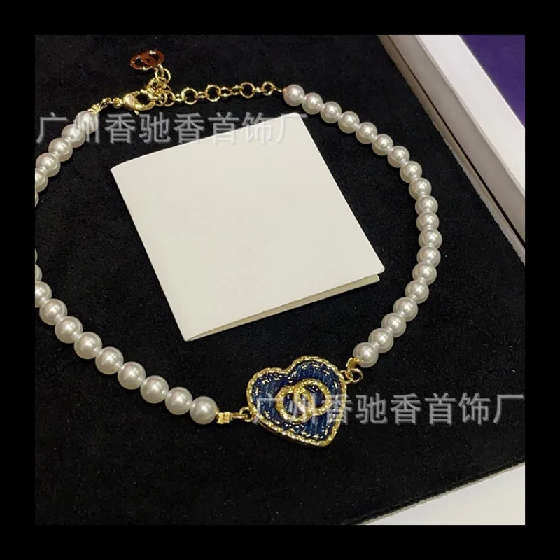 القرون الوسطى Xiaoxiang الدنيم الأزرق الخوخ القلب اللؤلؤ قلادة الكلاسيكية الفرنسية خمر تنوعا سلسلة الترقوة النساء #6