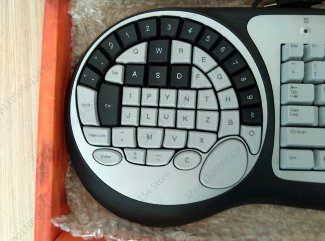 Gaming keyboard, circular keypad c shooting game, collector's edition