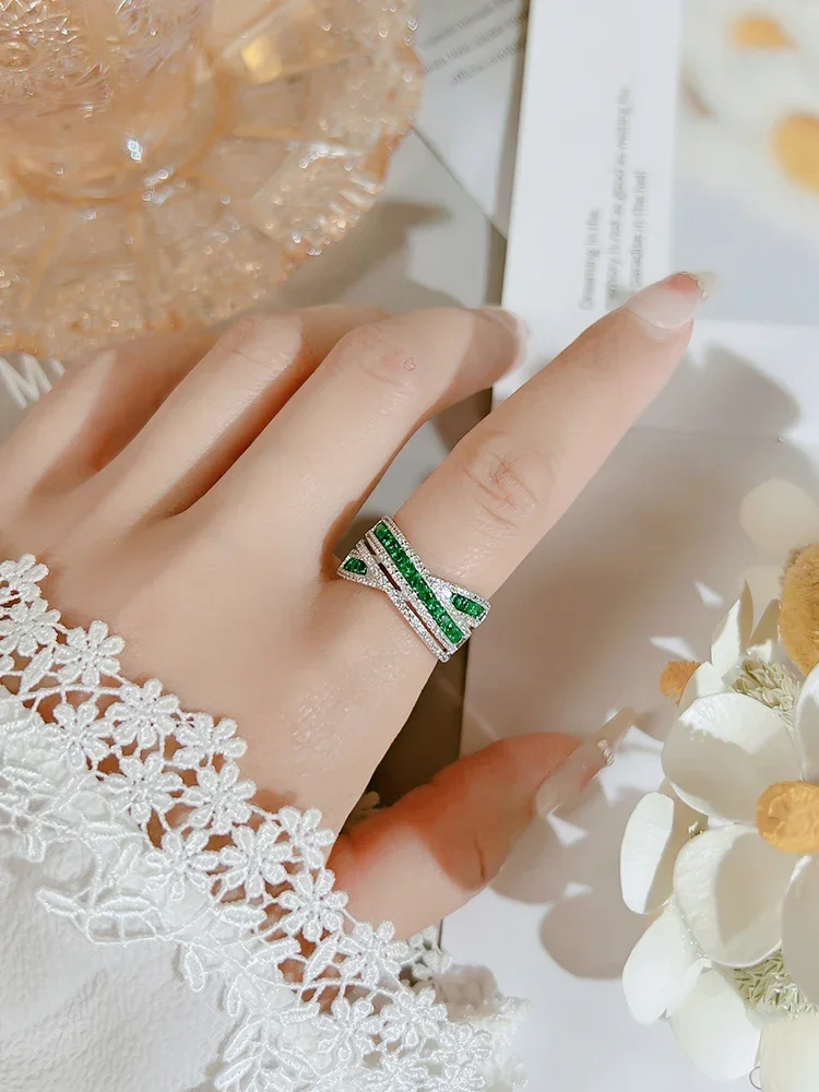 Fashion Luxury Emerald 925 Sterling Silver Diamond Ring Set with High Carbon Diamond Style Women's Engagement Gift Jewelry