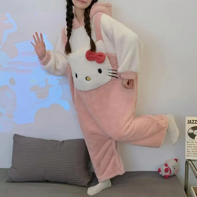 Anime femminile Pigiama intero Hello Kitty Kawaii Cinnamoroll Donna Tuta Pigiama Flanella Inverno Addensato Indumenti da notte con cappuccio