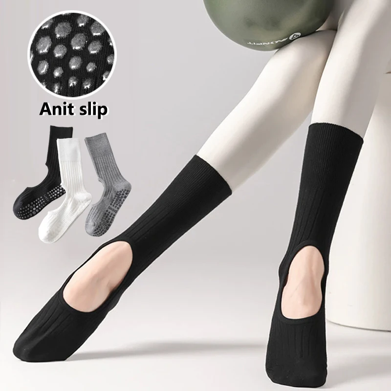 

Elegant hollowed-out Yoga Pilates socks for women Non-slip floor sports Calf socks Fashion all-match trend socks