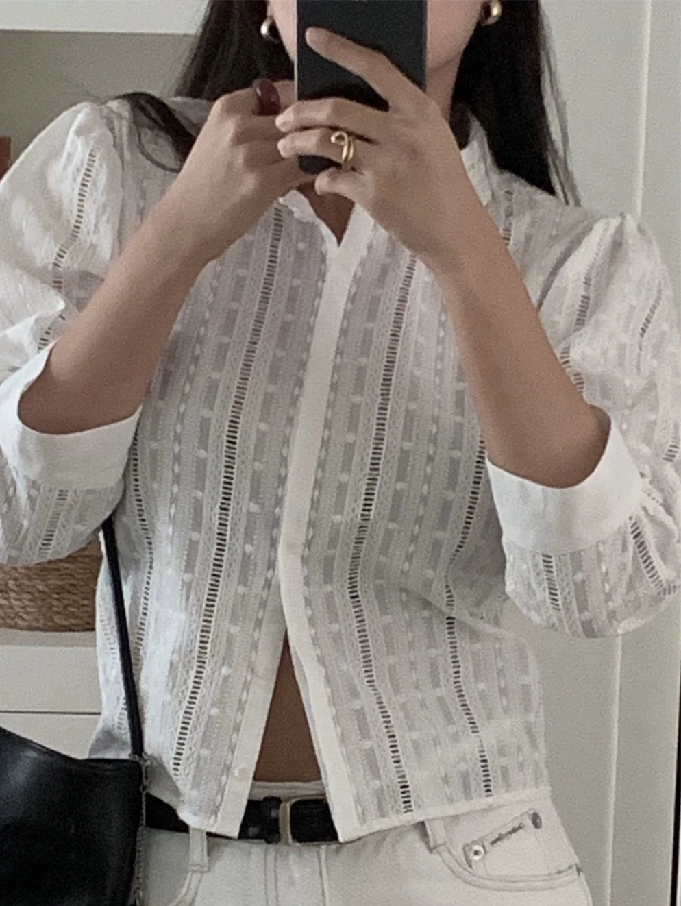 Csa de renda vintage e de manga crida com gola com cordão estilo coreano corte reto aodão puro moda de desloca...