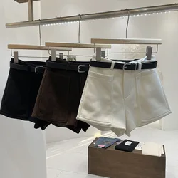 Corduroy Elegant Korean Fashion Casual All-match Wide Leg Shorts Women Solid Streetwear Hign Waist 2023 Winter New