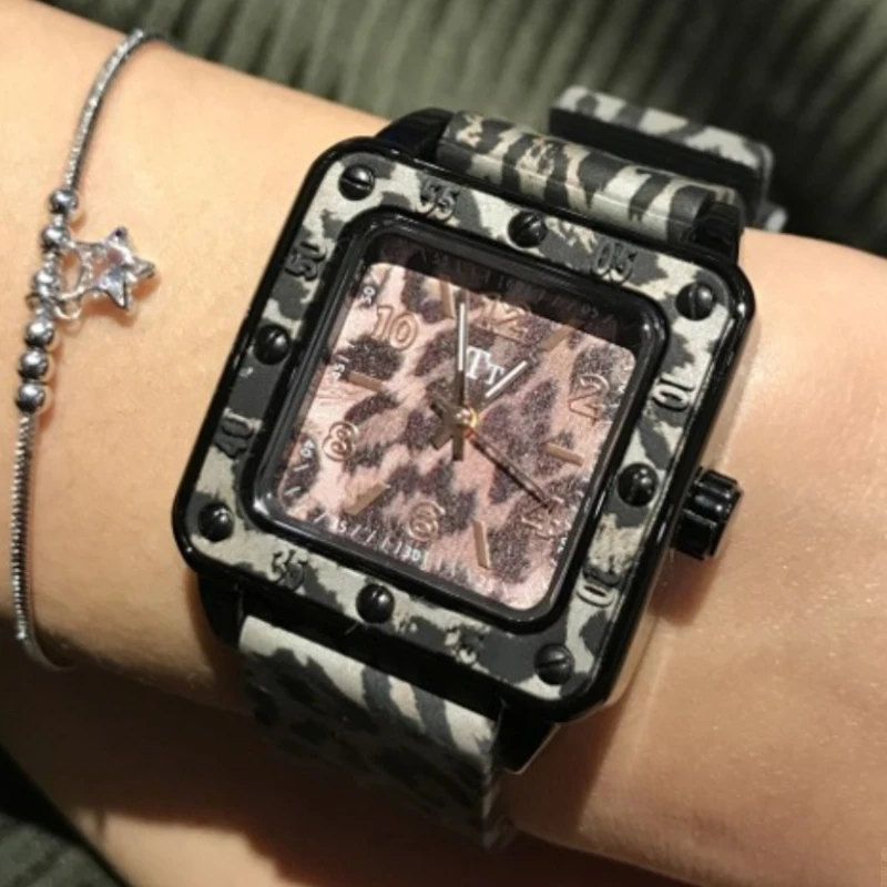 New Fashion Elegant Ladies Watch Trend Casual Square Automatic Waterproof Quartz Watch Birthday Gift