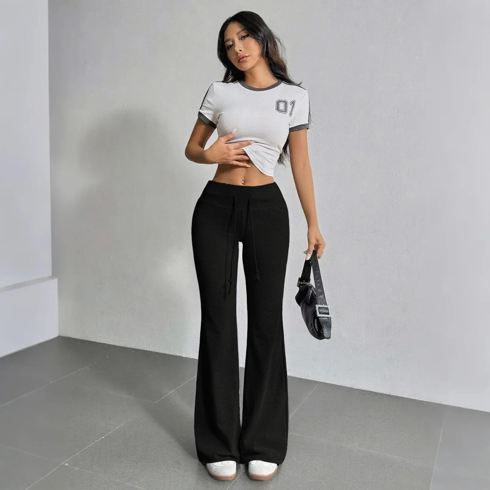 Damen-Hose mit hoher Taille, fließendem Schnitt, Kordelzug, weitem Bein, lässiger Sport-Sweatpants, lockere Passform, Streetwear, weich, Sommermode. – Detail 11