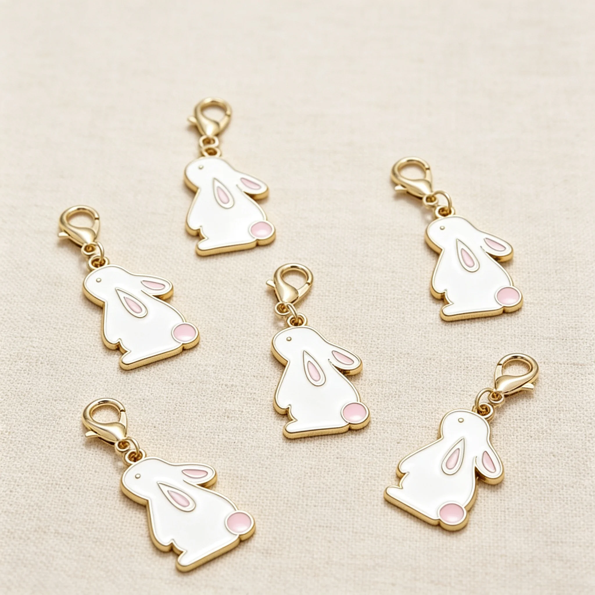 Bunny Keychain Cute Pink White Enamel Rabbit Bag Hanging Accessory 20pcs Wholesale Easter Holiday Gift for Women Kids