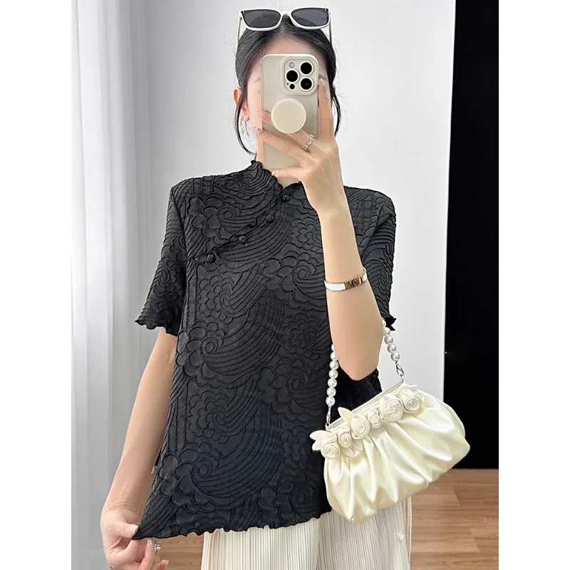 

Miyake 2024 Summer New Slanted Front New Chinese Short Sleeved Chinese Style Folded Retro Style Bottom Loose Top for Women