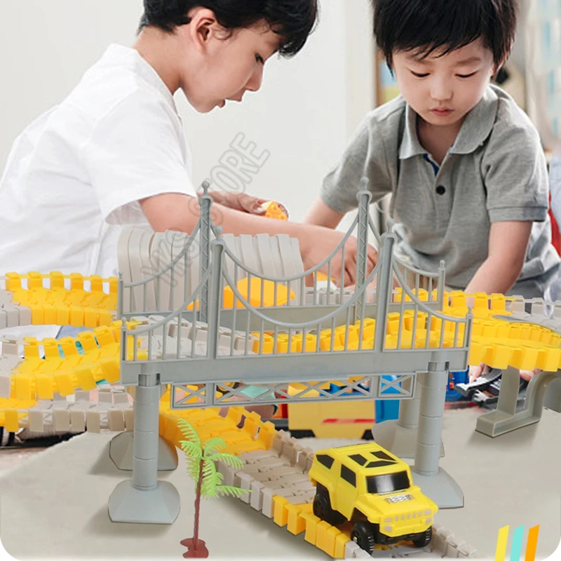 DIY Car Race Magic Rail Track ชุดเกมสมองโค้งยืดหยุ่นสร้างยานพาหนะของเล่นพลาสติกรถไฟสีสําหรับของขวัญเด็ก