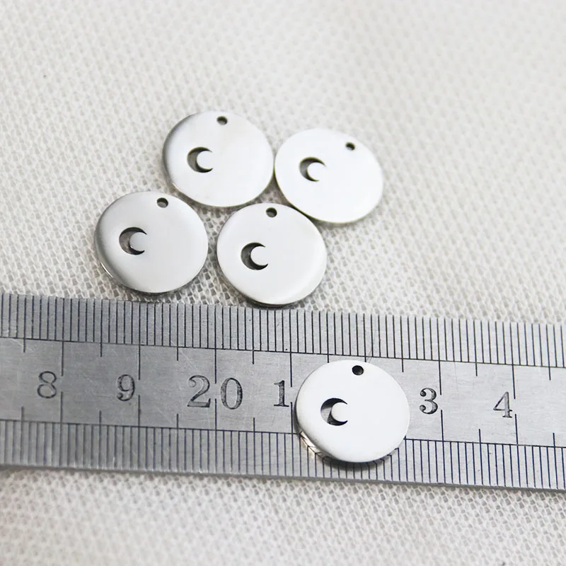 Wholesale 10pc Round Heart Star Coin Stainless Steel Pendant Custom Fall Charms for Men Women Making Jewelry Accessories