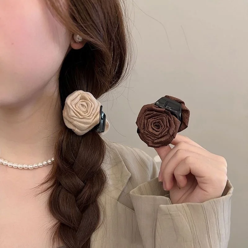 Checkered Flower Shark Clips For Women Hair Clip Sweet Girl Floral Barrettes Headflower Headwear Hairpins Hair Accessories 1pc image 6