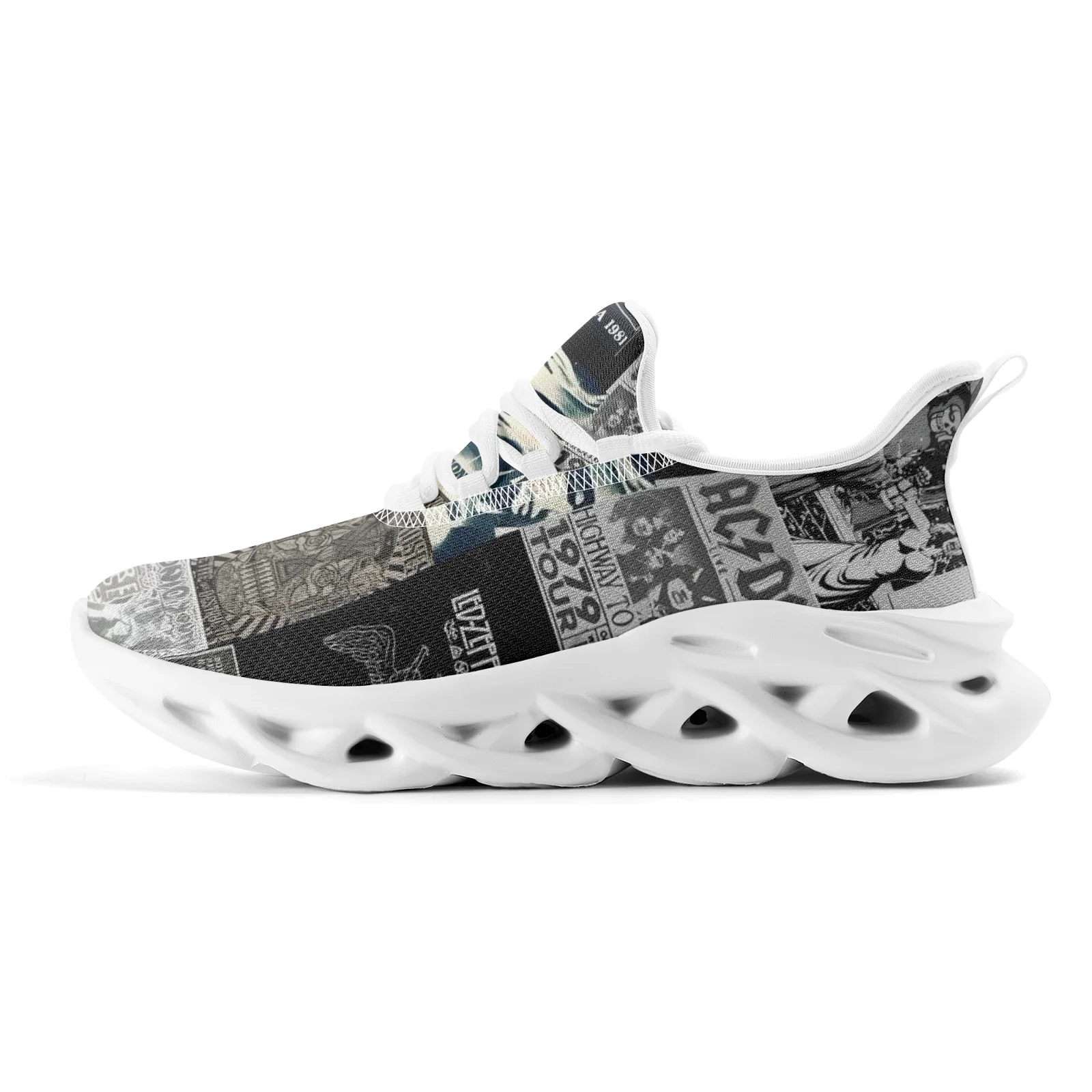 

Retro Poster Anime Flat Sneakers - Youth Running Shoes for Men and Women