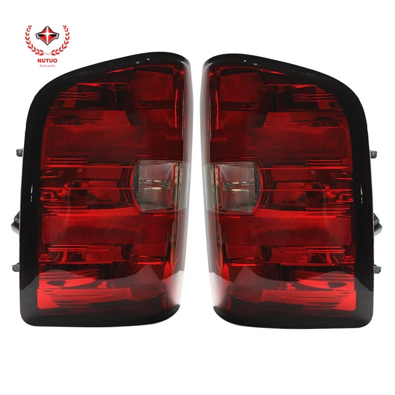 Suitable for Chevrolet 07-13 Silverado taillight Solod original halogen assembly black border version