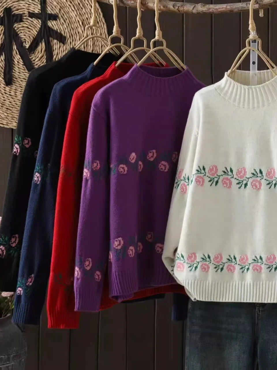 

Свободный крой в стиле ретро с вышивкой, женский трикотаж с высоким воротником, осень-зима, новый утягивающий цветочный цветной блузкий базовый слой, топ