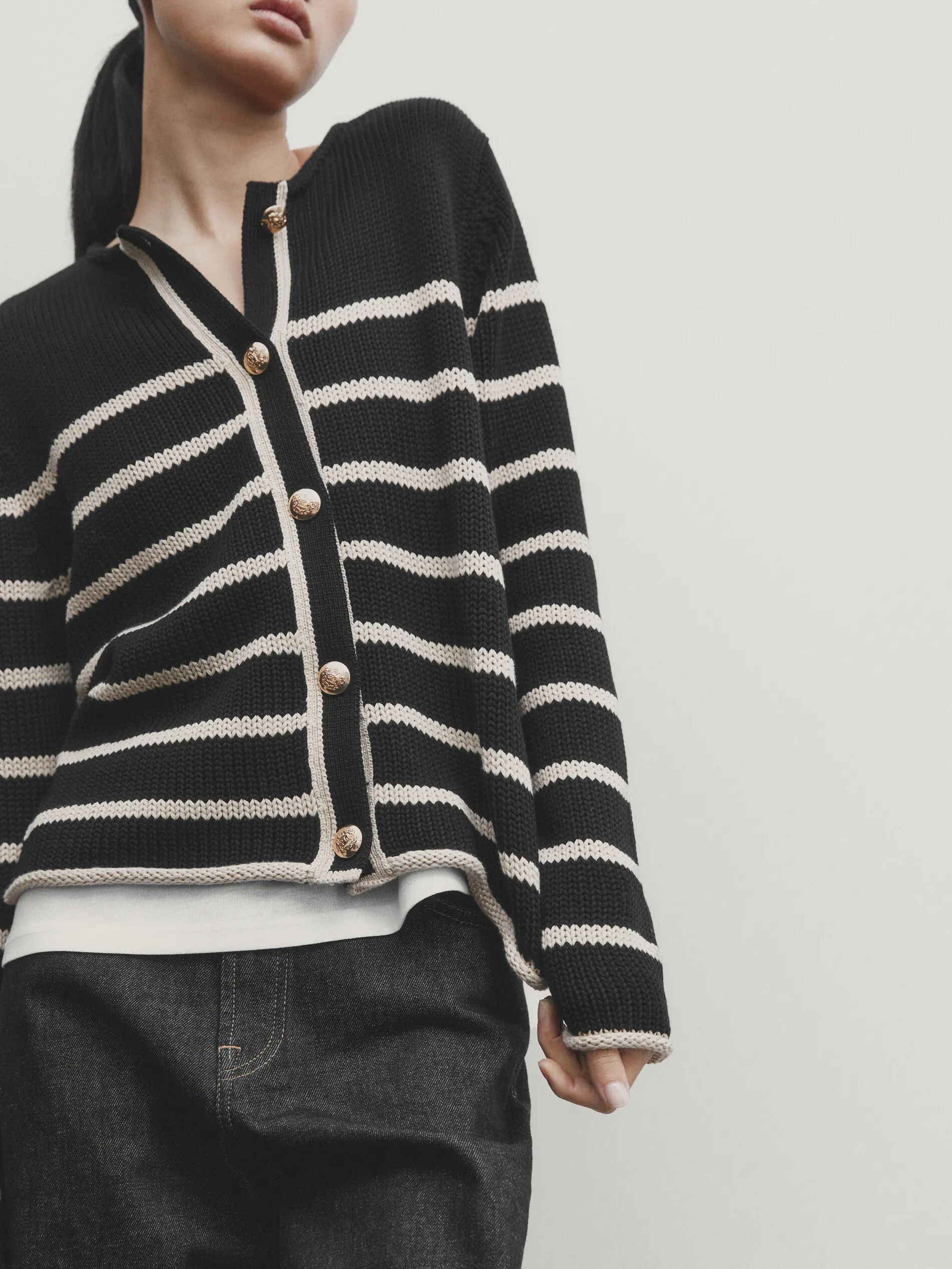 

Ethereal MD 2025 massidutti winter new style of Women's casual gold button striped round neck short jacket knitted cardigan