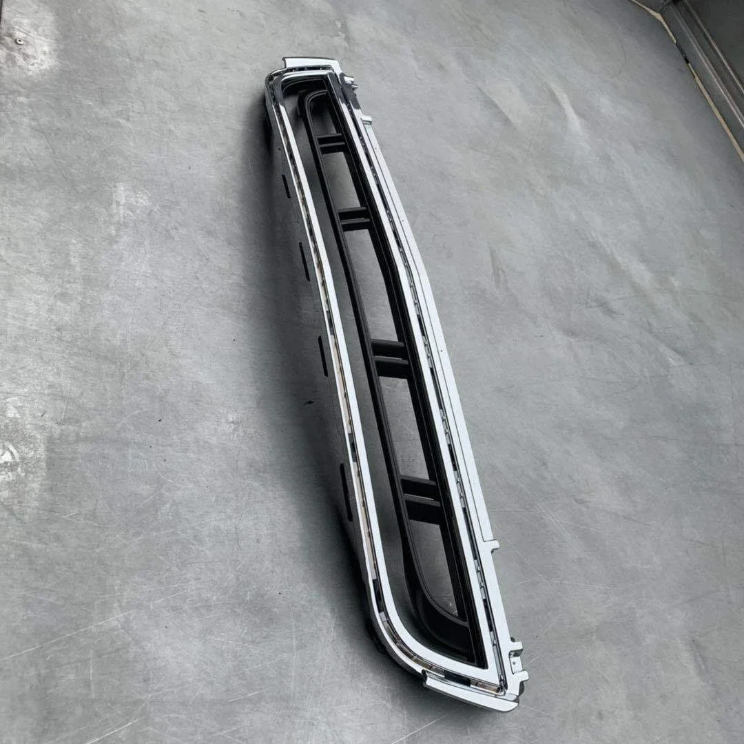 

Lower Front Grille For Cadillac XTS 2016-2017 Matte Pearl Nickel OE 22788112