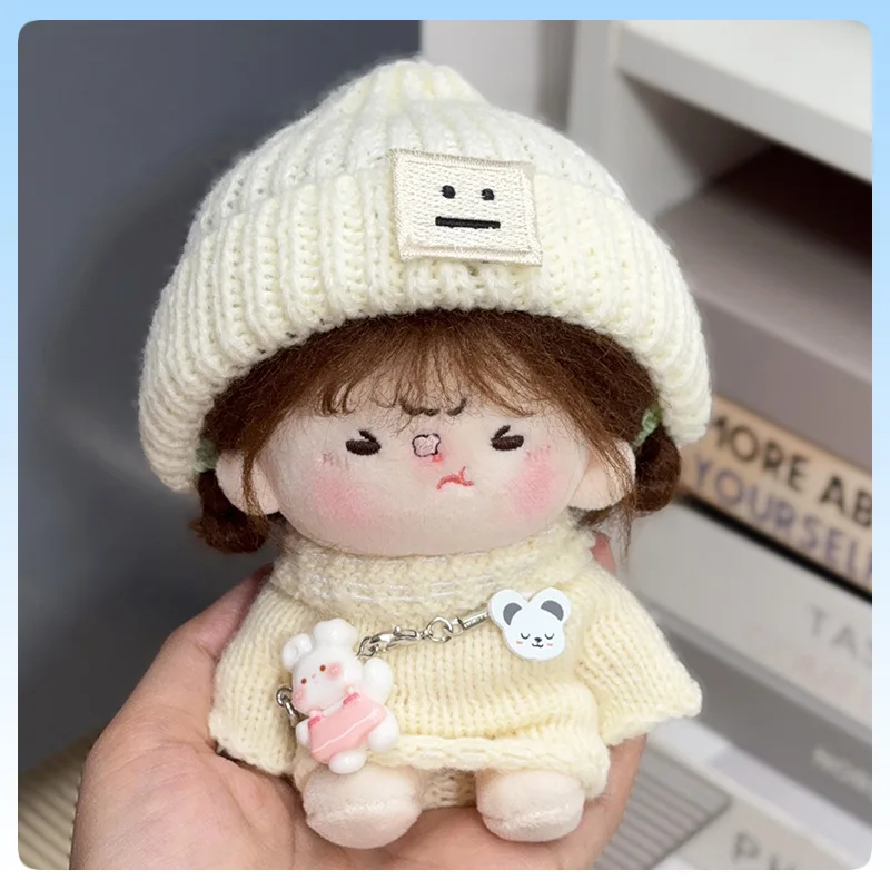Geeignet für 10 cm große Baumwollpuppenkleidung, Strickpullover-Set, Plüschtier-Bekleidungsset, einschließlich Hut und Umhängetaschenzubehör