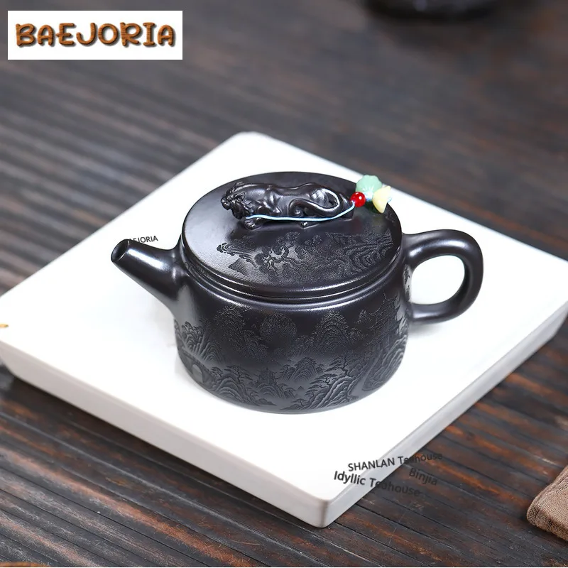 300ml Classic Yixing Purple Clay Teapots Handmade Tiger Large Caliber Pot Raw Ore Stone Yellow Mud Kettle Zisha Teaset Tableware