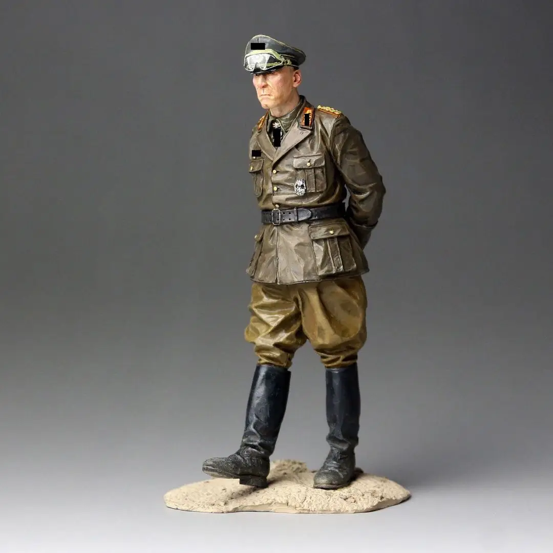 

1/16 Resin Model Figure GK， Unassembled and unpainted kit