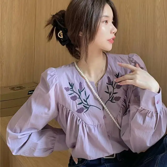 

Loose Long Sve Sweet Embroidery Casual irt Spring New Sle Korean Version Women's Premium Faion Polyester Fiber