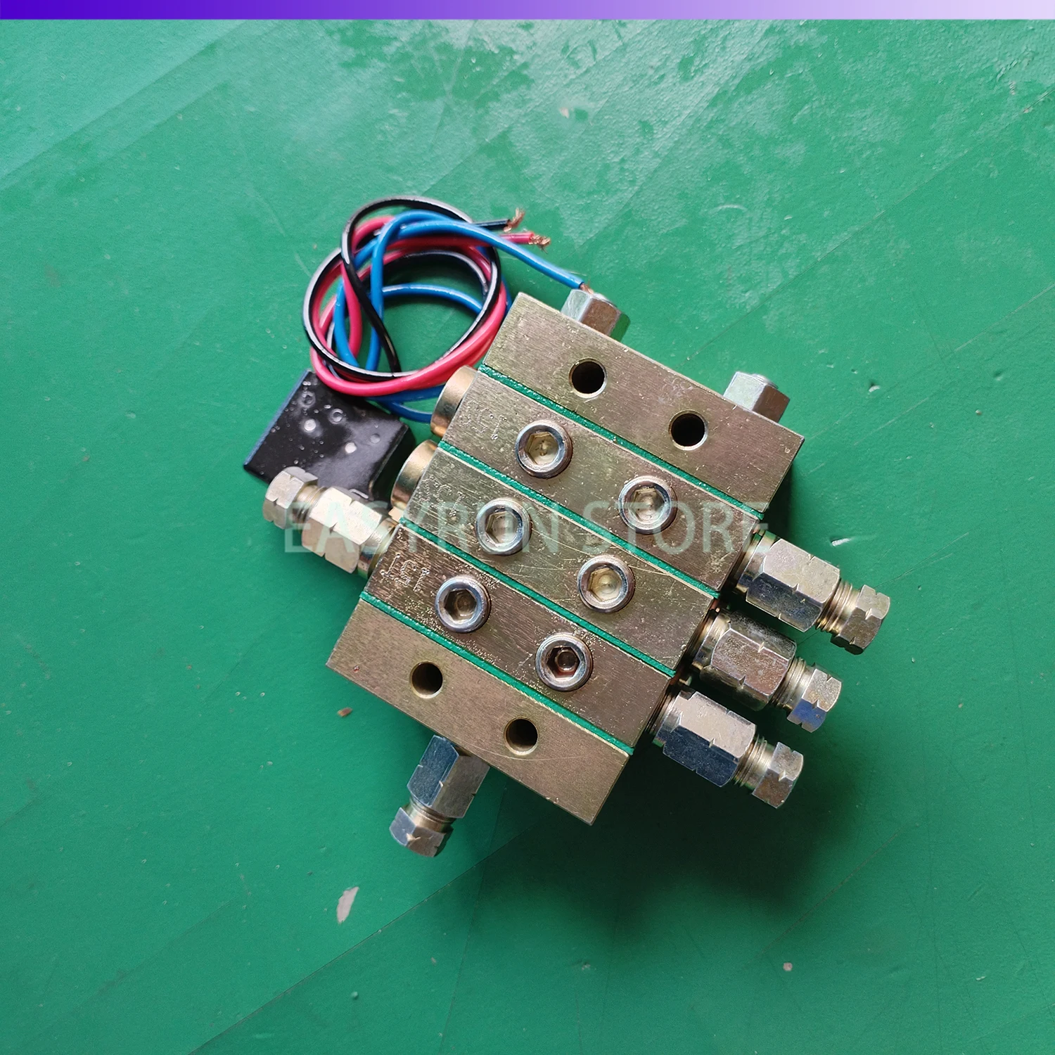 N1000 Series 4 Outlets With sensors 250bar Grease Lubrication Distribution Divide Valve For Central Lubrication