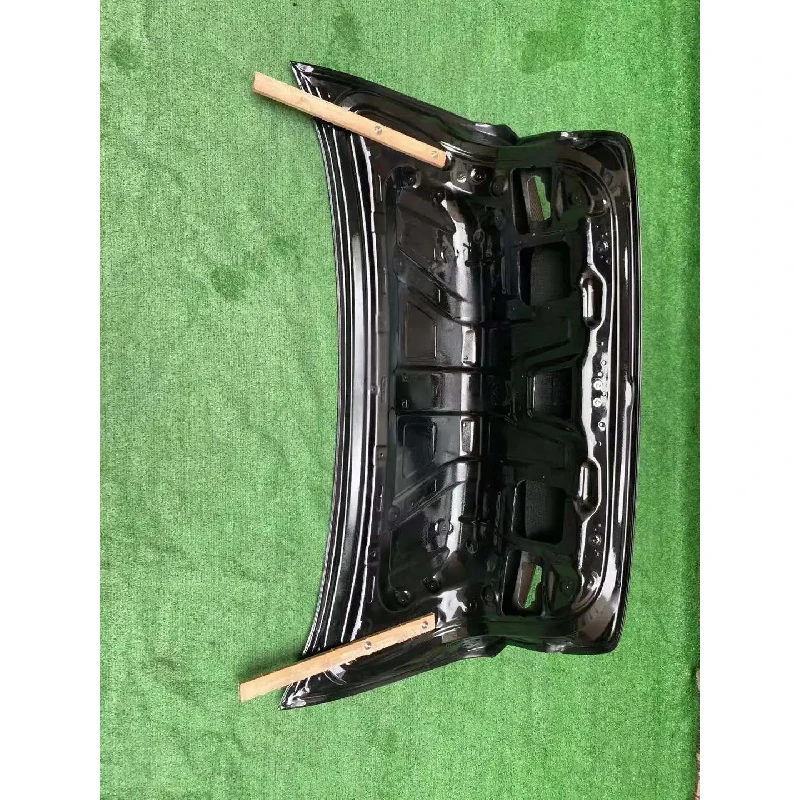 

Заводская цена. Крышка багажника из углеродного волокна для G30 F90 M5. Идеальная совместимость.