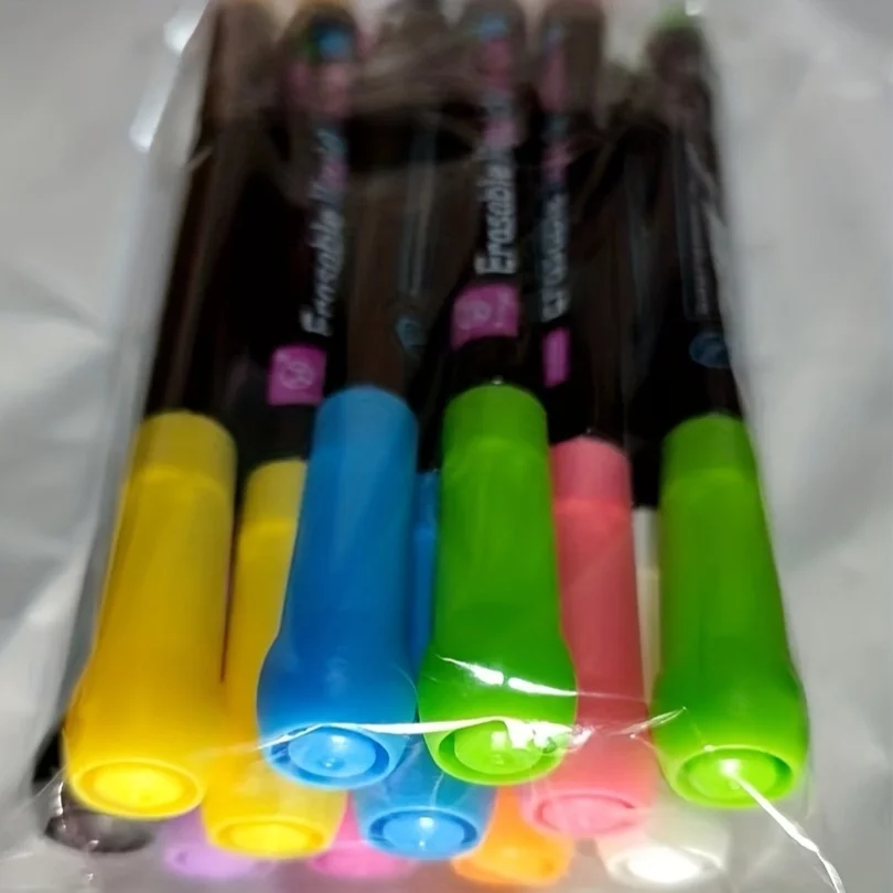 

8-Pack of Random Color Highlighters, Water-Soluble Chalk for Blackboard Doodling, Essential for Teaching and Office Use, Erasable Light Board Pens, Colorful Water-Soluble Dust-Free Liquid Chalk for Blackboards