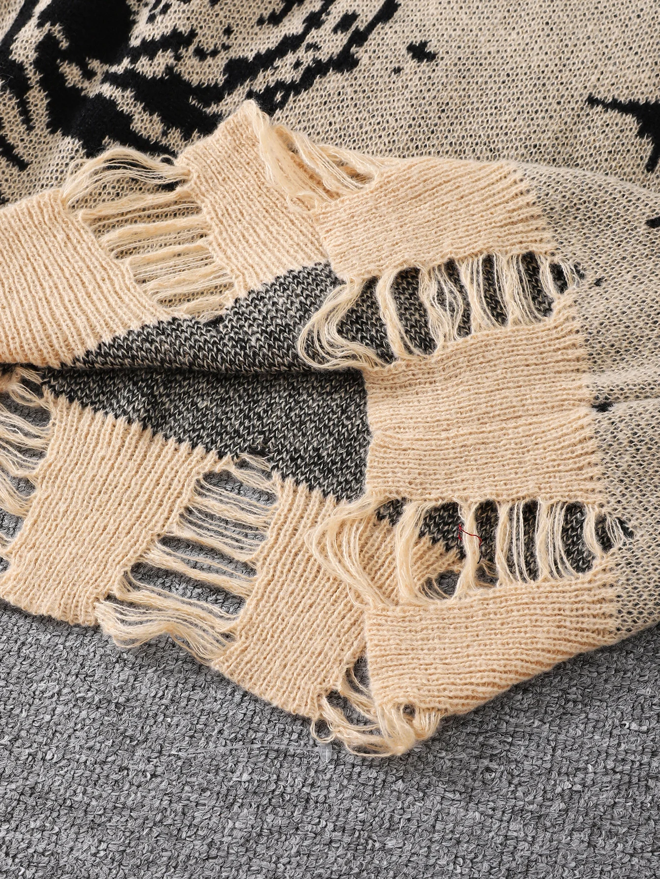 New Trendy Street Style Ripped Abstract Starry Sky Pattern Pullover Ripped Sweater Casual Crew Neck Knitted Men's Pullover