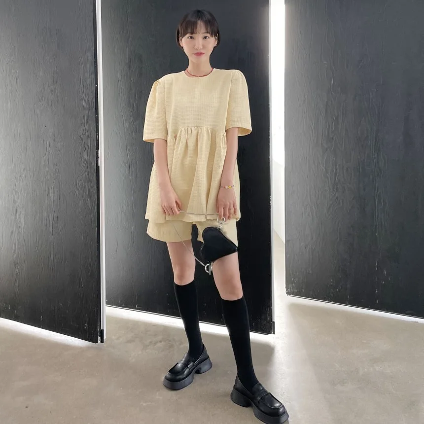 Summer Korean Chic Gentle Style Doll Shirt Loose Slimming Wafer Grid Top Shorts Two-Piece Set Women Soft Gentle Fashion
