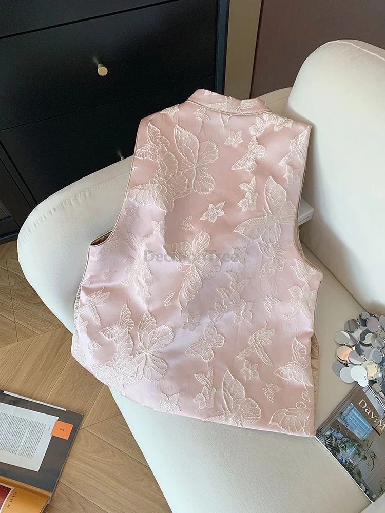 سترة نسائية مطرزة على شكل فراشة لعام 2025 سترة ربيعية جديدة على الطراز الصيني بإبزيم قرصي بدون أكمام سترة رشيقة متعددة الاستخدامات