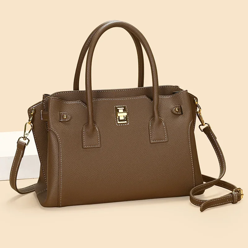 

Luxury Designer Paris Fashion Handbag For Women With Leather Finish Trendy Logo And Versatile Everyday