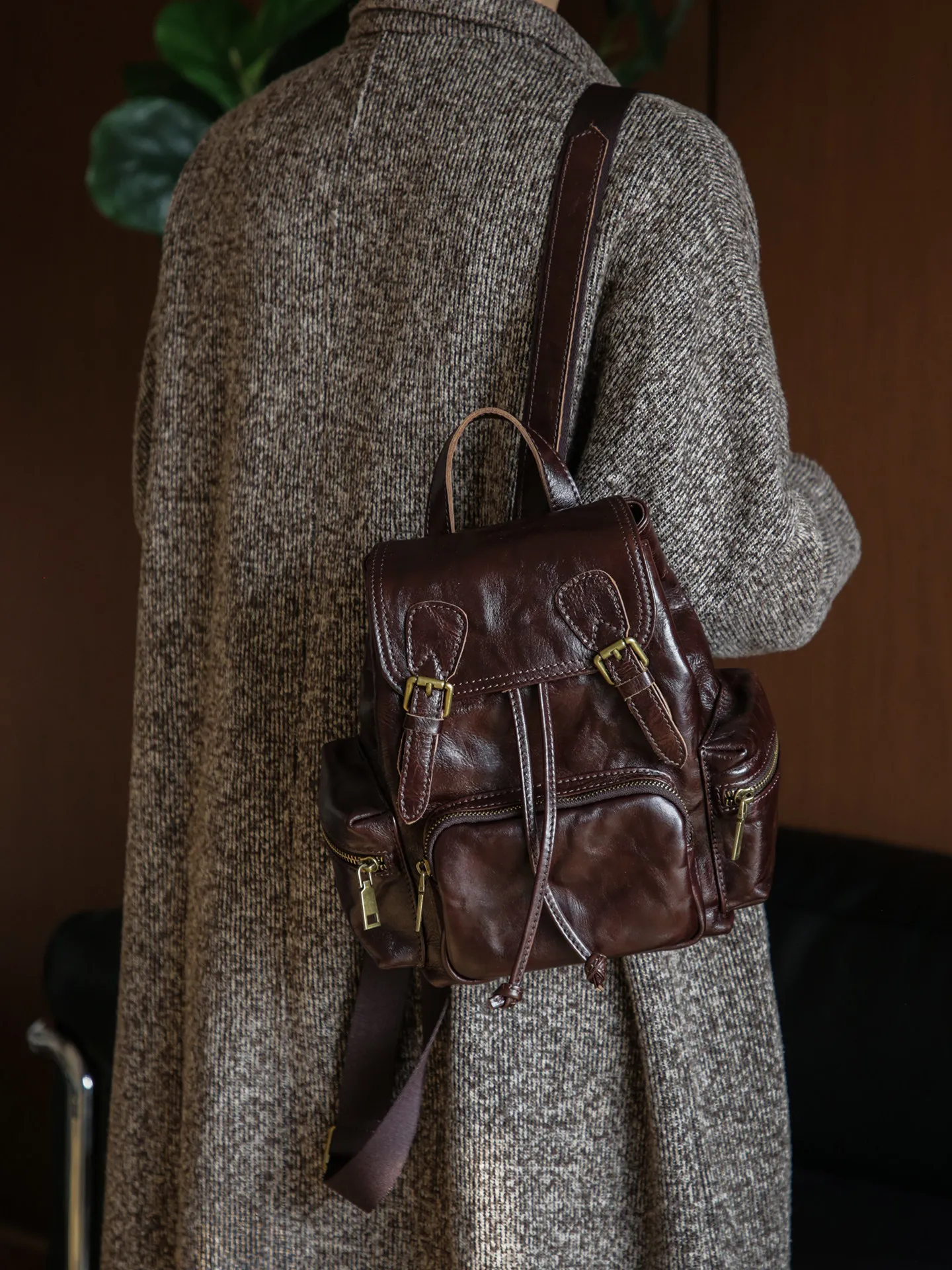 Vintage organizers designers handmade genuine leather women's backpacks casual weekend travel real cowhide female bagpack