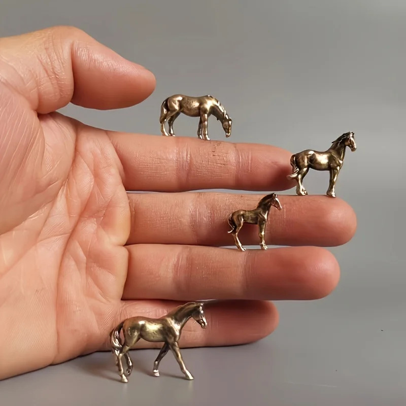 

New Miniature Antique Brass Long Tail Horse Figurines Feng Shui Ornament Copper Zodiac Animal Mini Desktop Crafts Home Decor