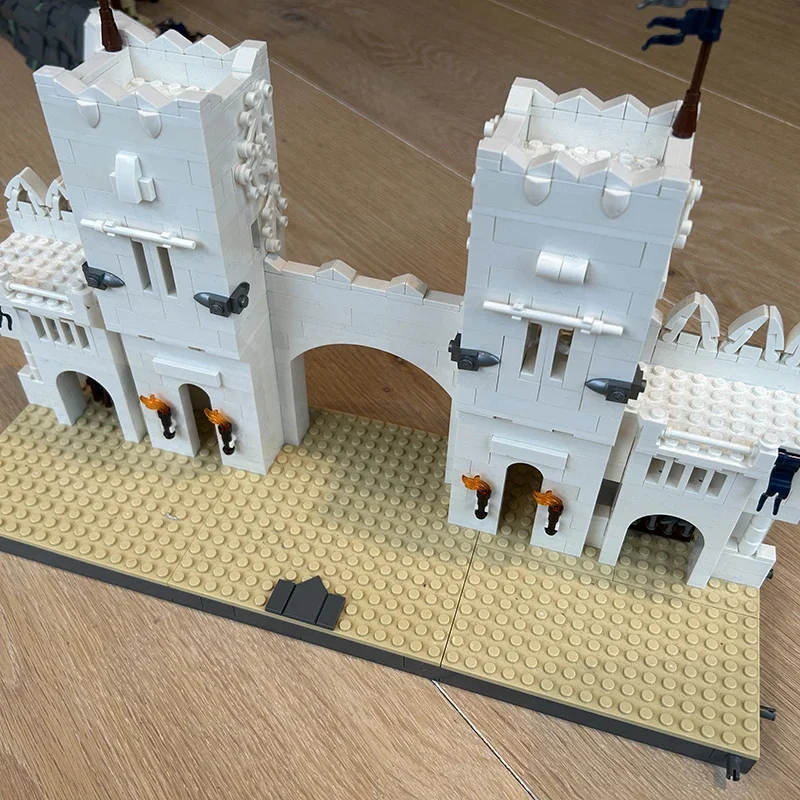 

Кольцо Модель фильма Moc Строительные кирпичи Белый замок Технология Модульные блоки Подарки Рождественские игрушки Праздничные наборы «сделай сам» Сборка